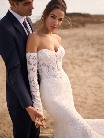 Maggie Sottero DAKOTA #2 default Ivory thumbnail