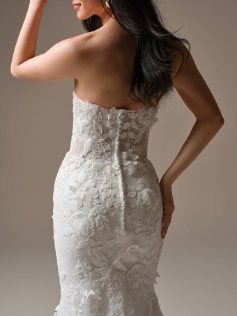 Maggie Sottero LAURIE #4 default Ivory (gown with Ivory Illusion) thumbnail